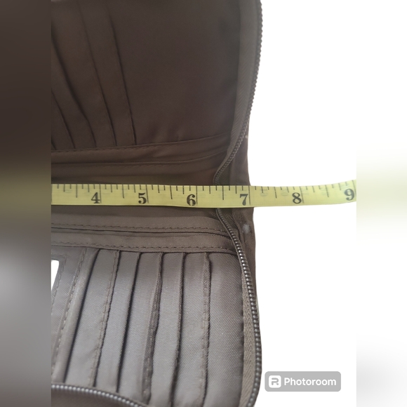 EUC Thirty-One Zipper Wallet - Picture 5 of 6